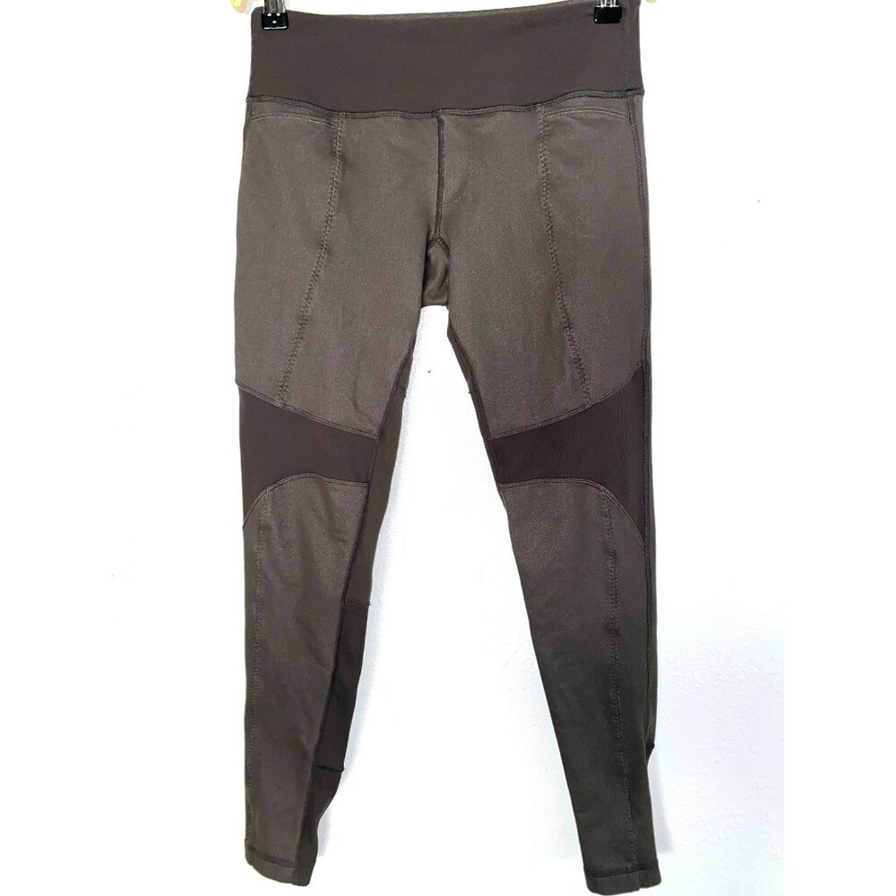 Lululemon Ankle Leggings With Zippered Ankles Size 6